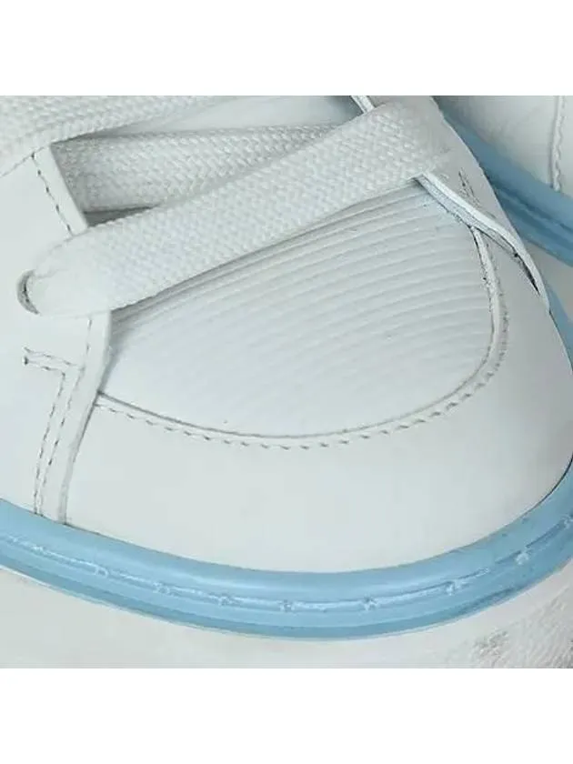 1AB195 Time Out Women s Sneakers 235