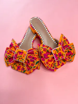 [Betsey Johnson] Garnet Bow Dress Sandal