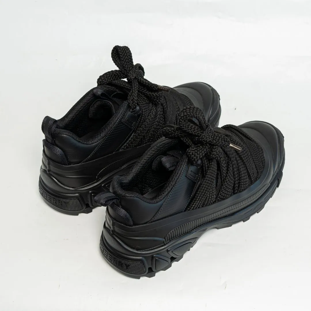 Burberry Black Arthur Sneakers, 42