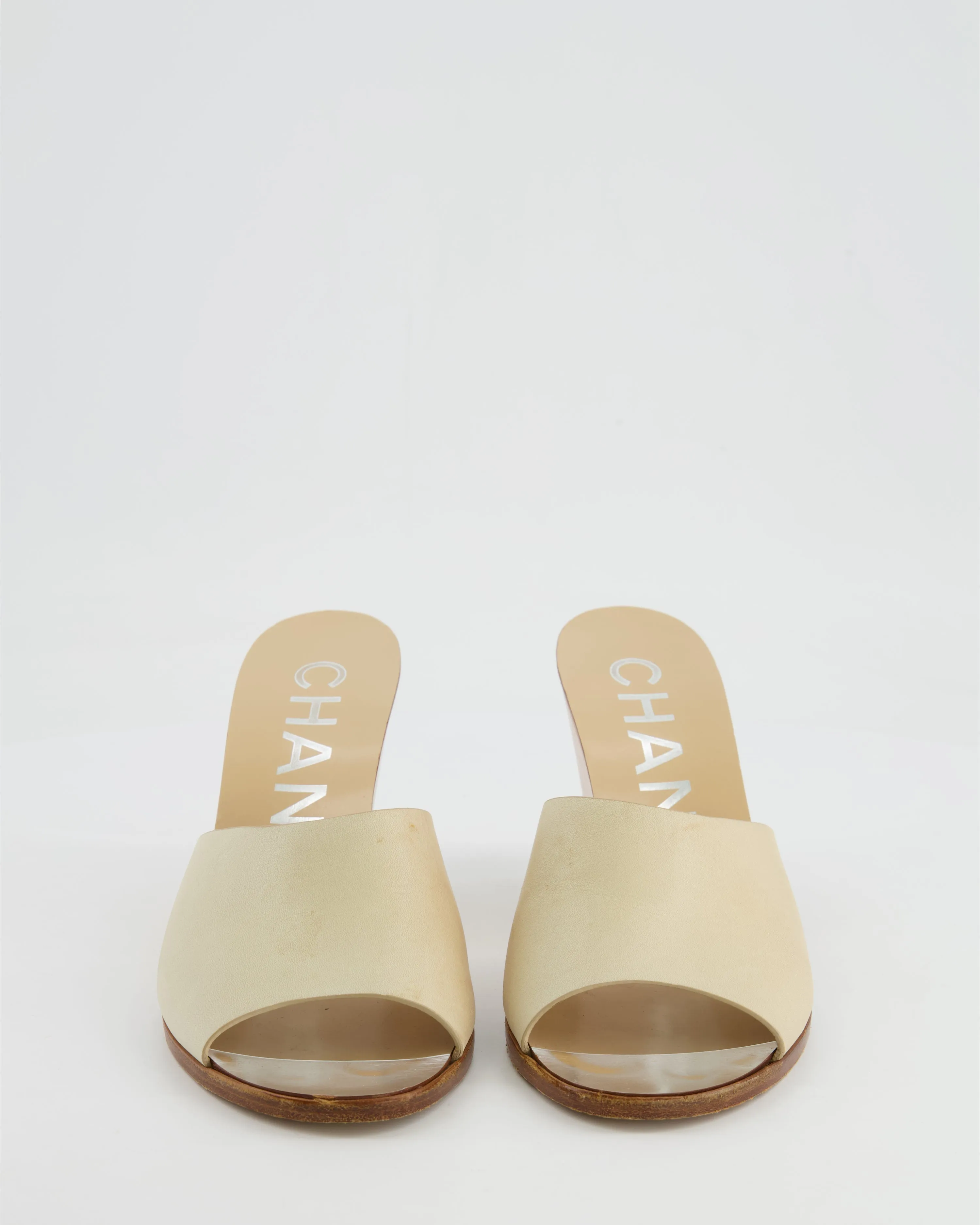 Chanel Cream Wooden Heeled Leather Mules With Cc Logo Detail Size Eu 39.5
