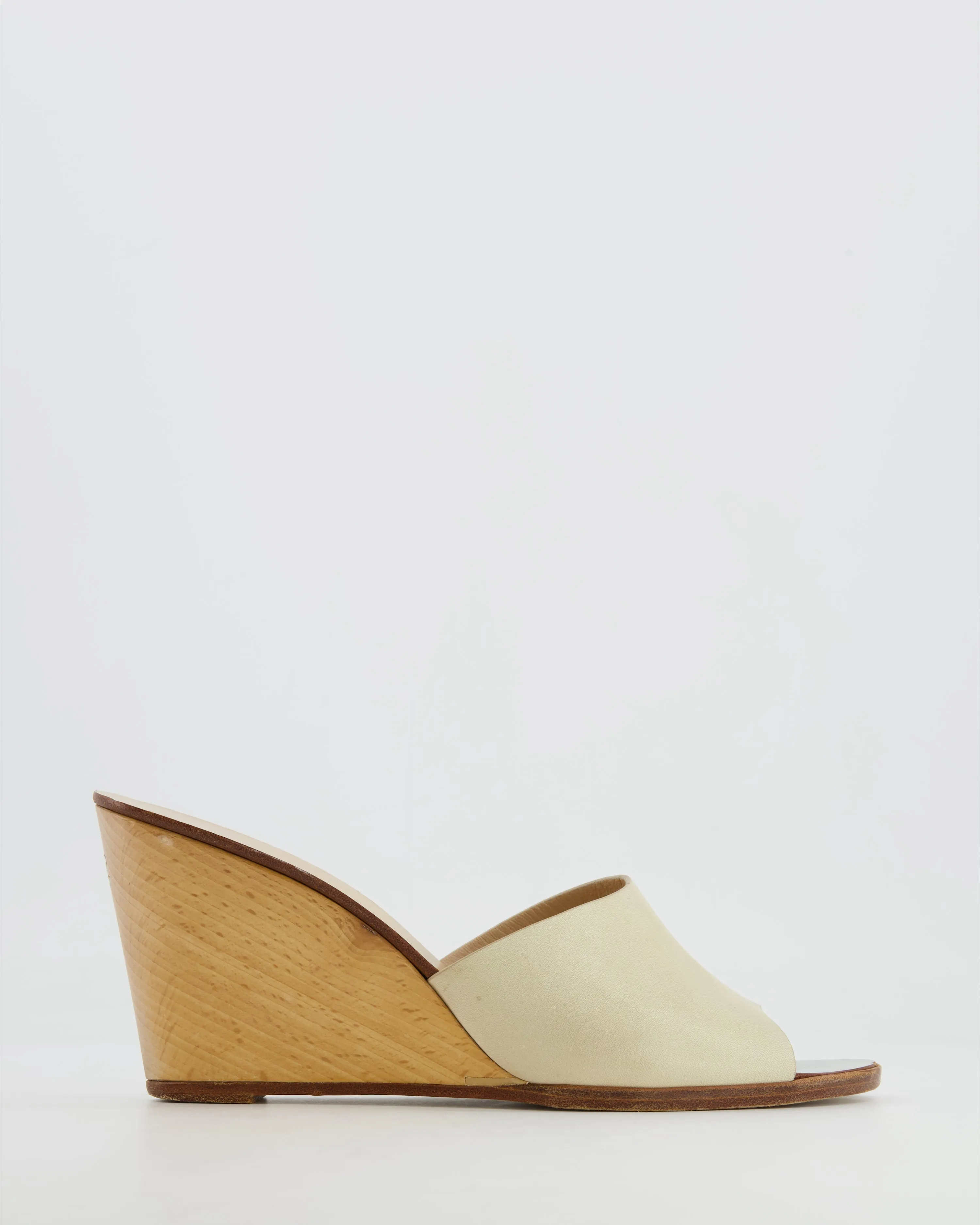 Chanel Cream Wooden Heeled Leather Mules With Cc Logo Detail Size Eu 39.5