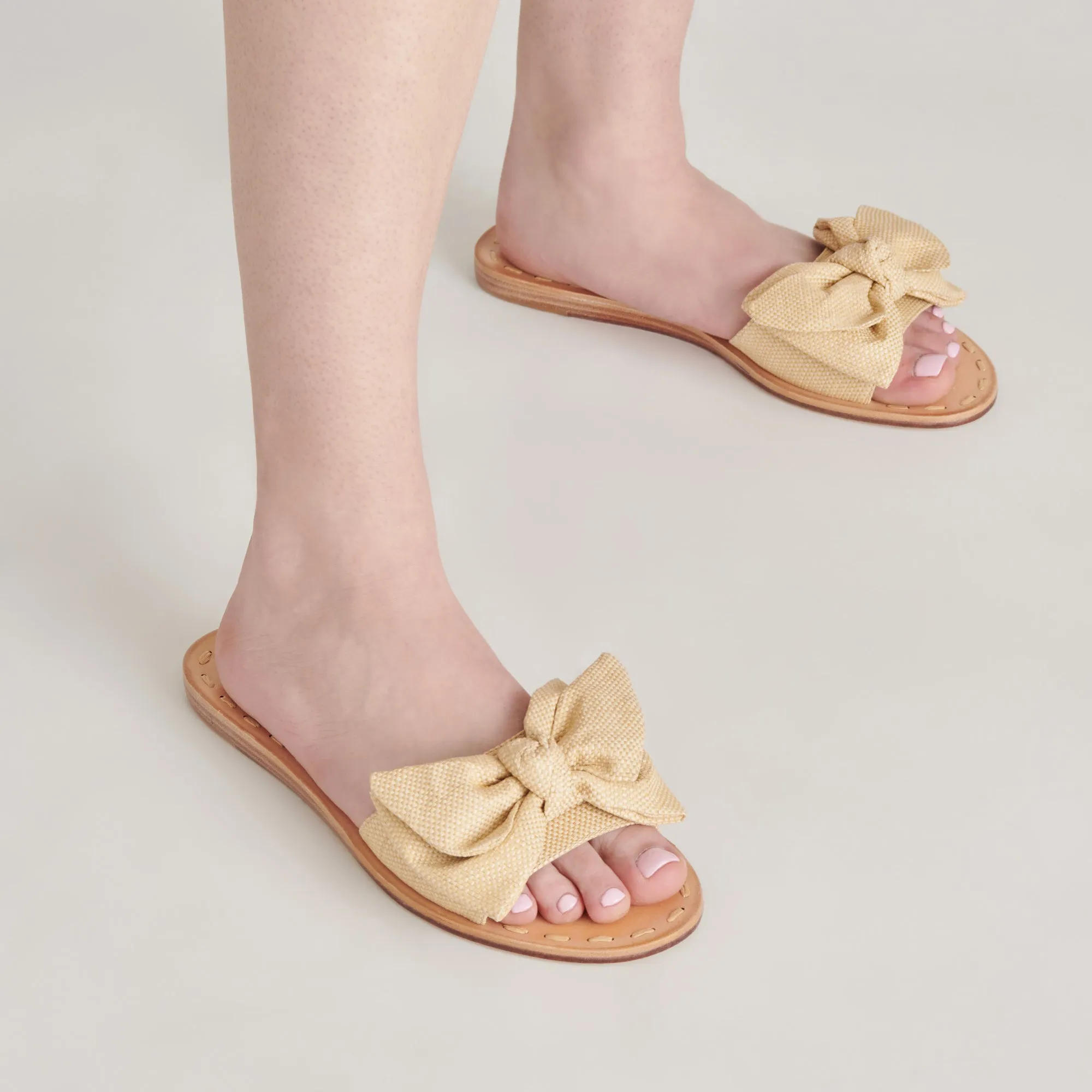 DARSEY SANDALS LT NATURAL RAFFIA