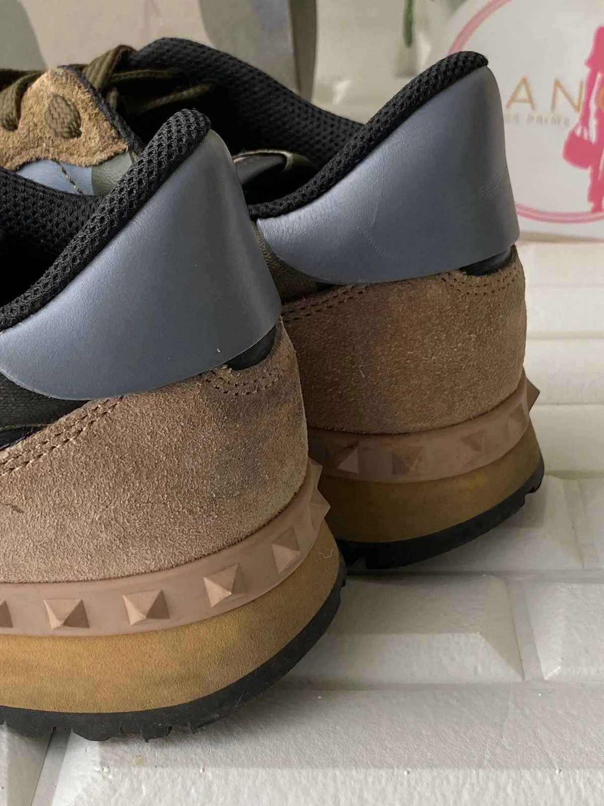 Sneakers